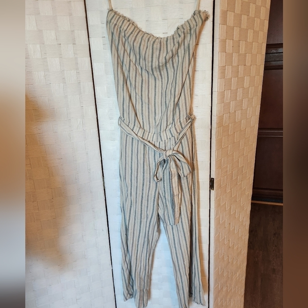 Cloth & Stone Anthropolgie Linen Blend Striped Jumpsuit in Cream and Blue Sz S - Picture 3 of 6